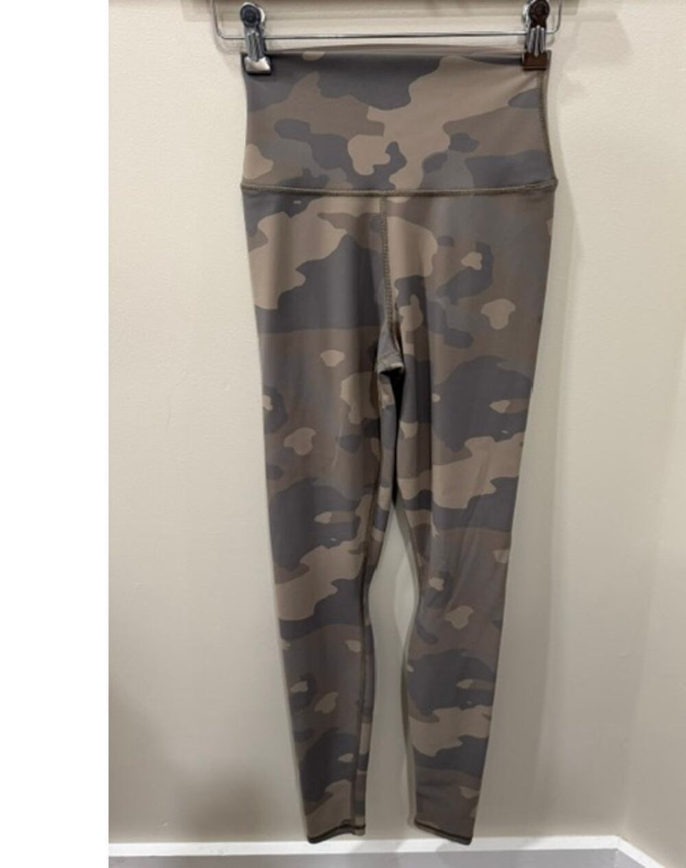 Alo Camo Leggings